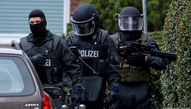 У Швейцарії поліція проводить операцію у зв’язку з загрозою вибуху біля церкви