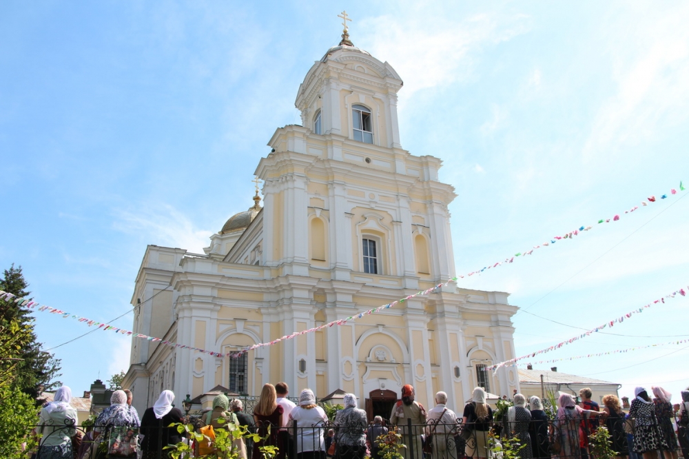 У луцький собор шукають працівника