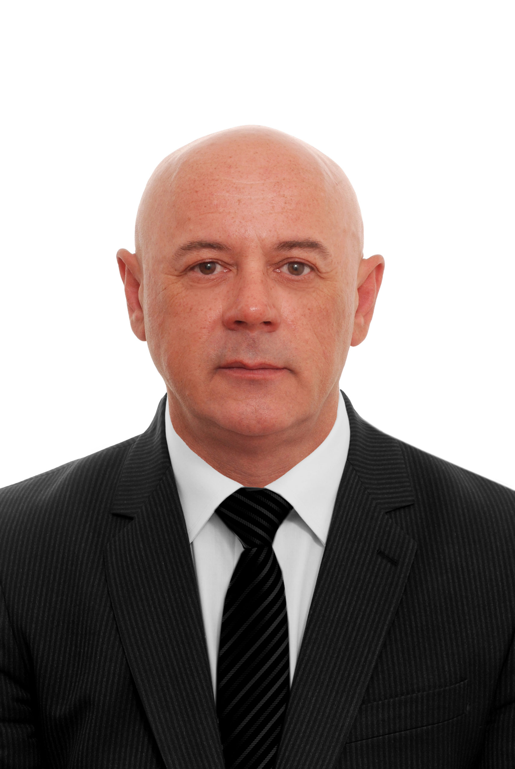 Земля та будинок на Київщині, авто батька та долари готівкою – декларація очільника Держгеокадастру на Волині
