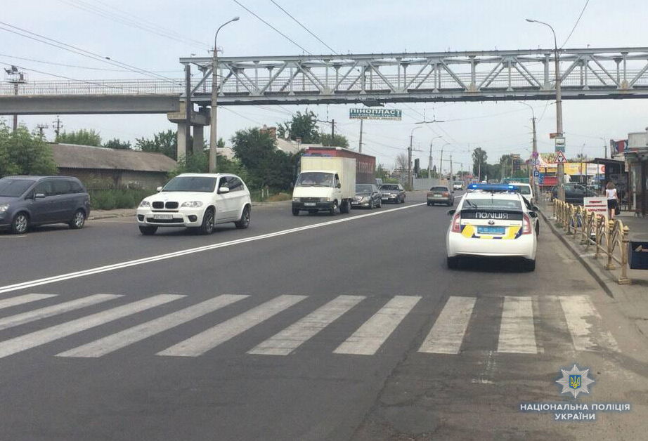 У Луцьку під колеса автомобіля потрапила 14-річна дівчина. ФОТО
