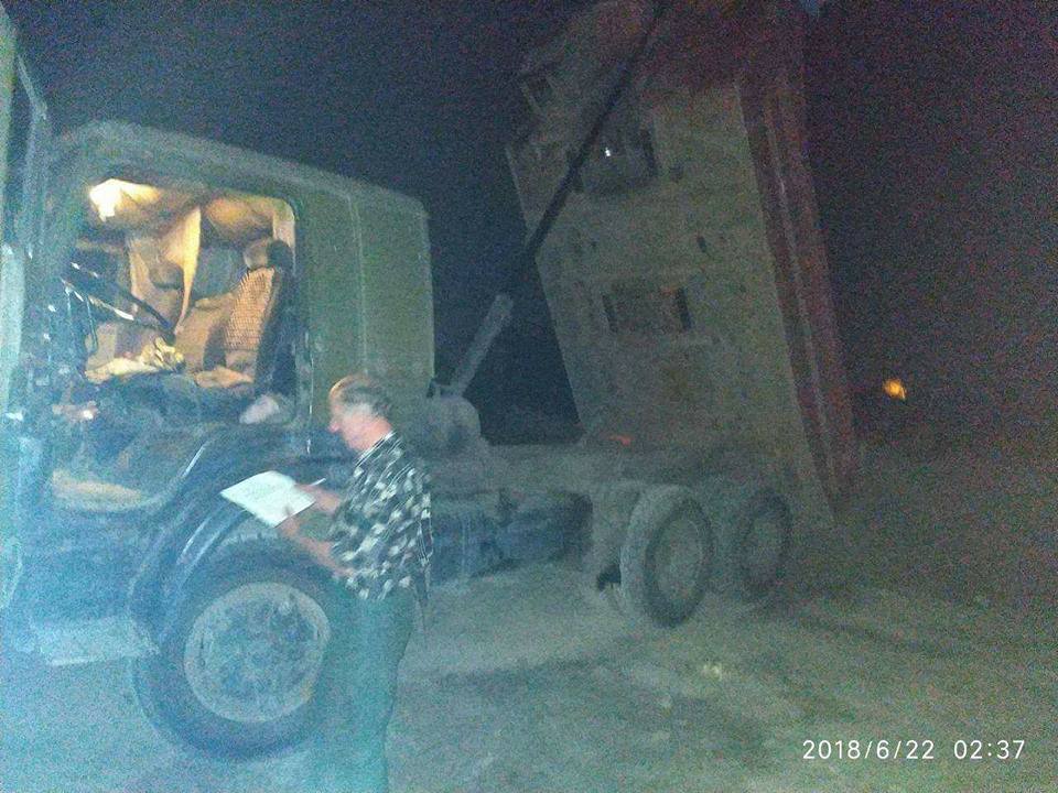 Лучанин вночі скидав сміття з вантажівки поблизу річки Стир