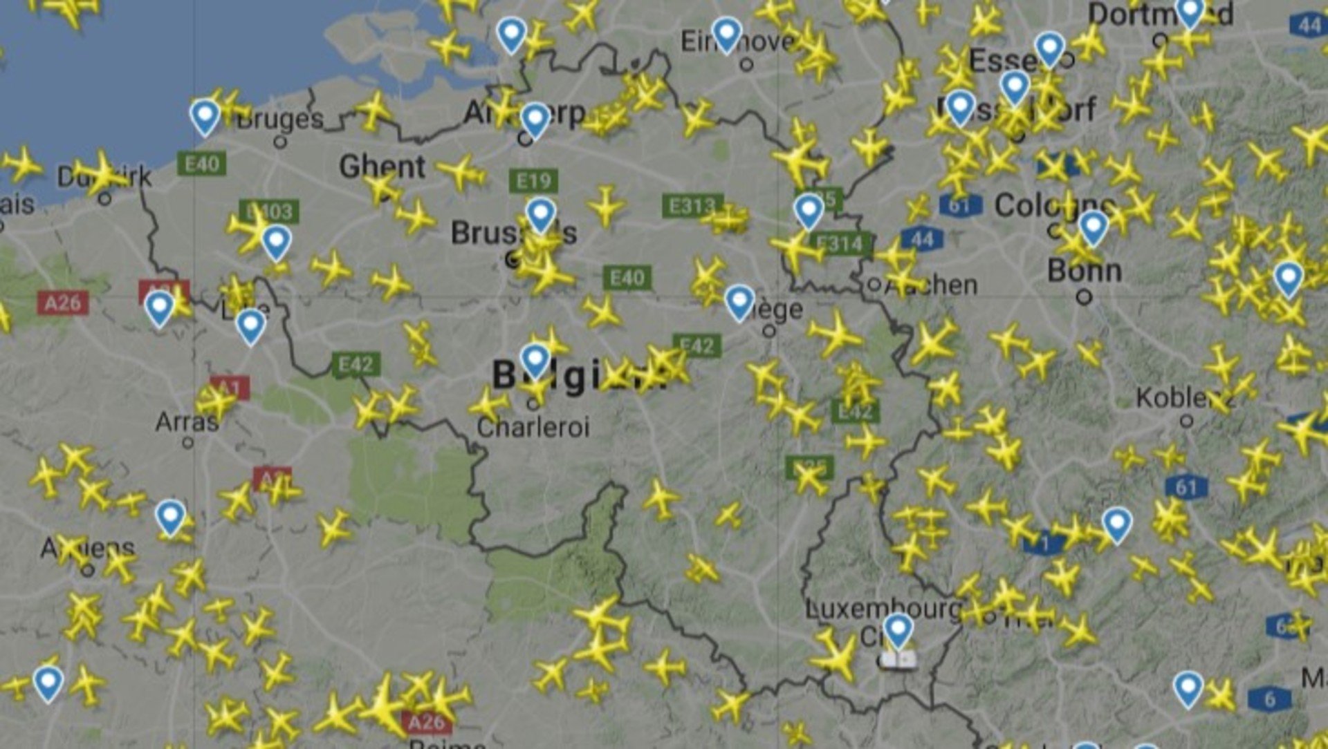 По всій Бельгії заборонили посадку чи зліт літаків через технічний збій