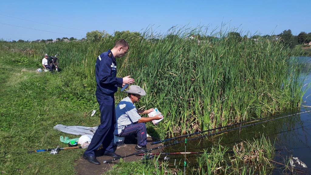 У Нововолинську рятувальники навчали громадян правил безпеки на воді