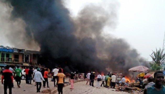 На ринку Камеруна підірвалась смертниця, майже 30 поранених