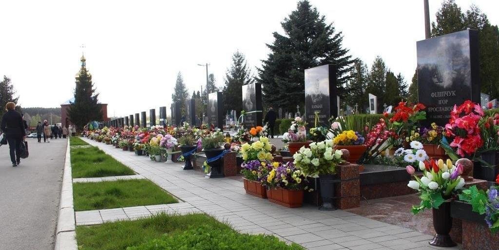 У Луцьку посилено контролюватимуть відвідуваність цвинтарів на вихідних