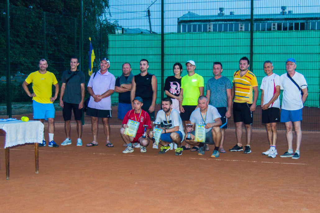 Підбили підсумки відкритого чемпіонату Нововолинська з тенісу серед аматорів