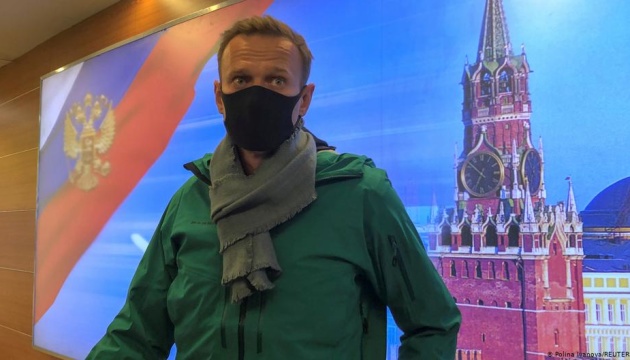 У Росії заявили, що затриманий Навальний залишиться під вартою до суду