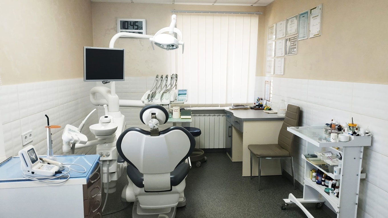 У Луцьку реконструюють нежитлове приміщення під стоматологічний кабінет