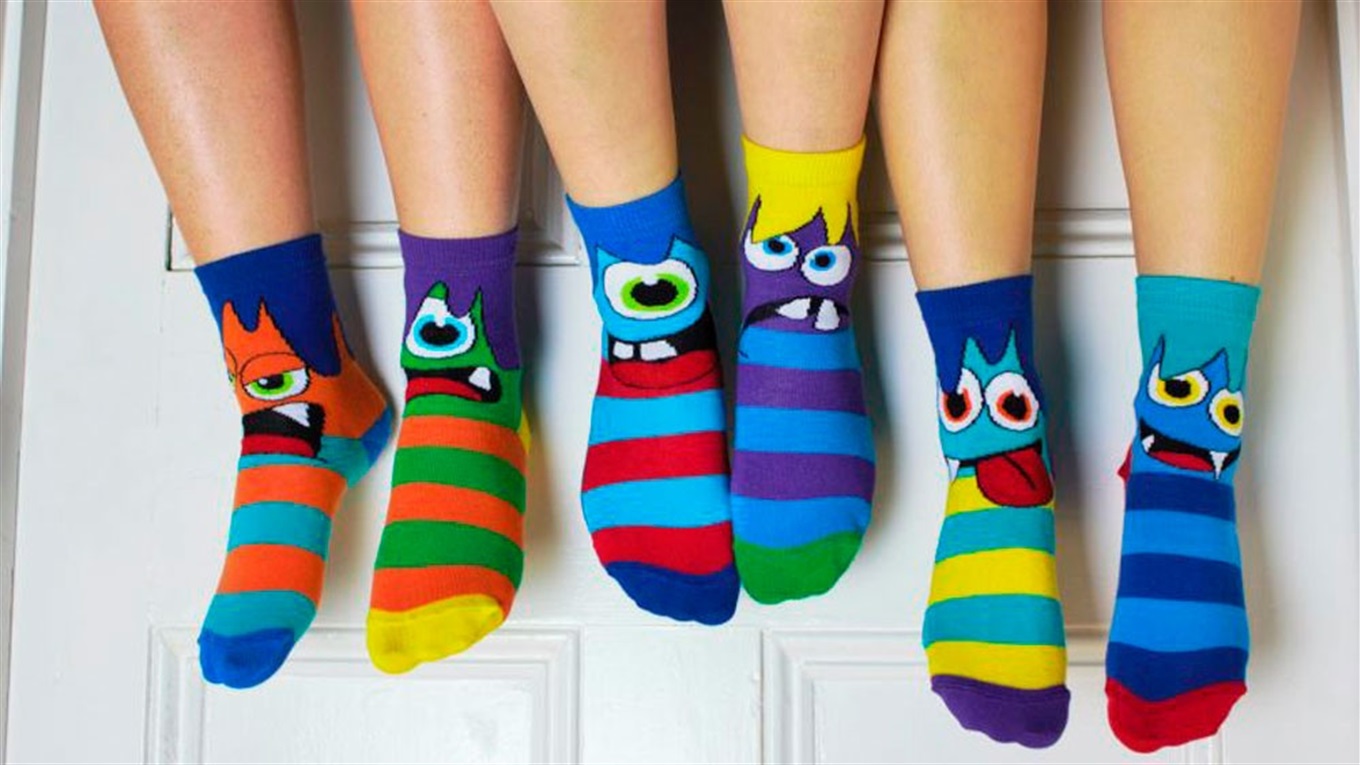 Нововолинськ долучиться до всесвітньої акції #lotsofsocks