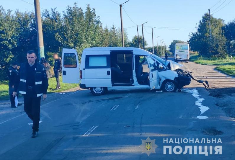 У Володимирі-Волинському п’яний водій врізався у маршрутку: 16-річна дівчина у лікарні