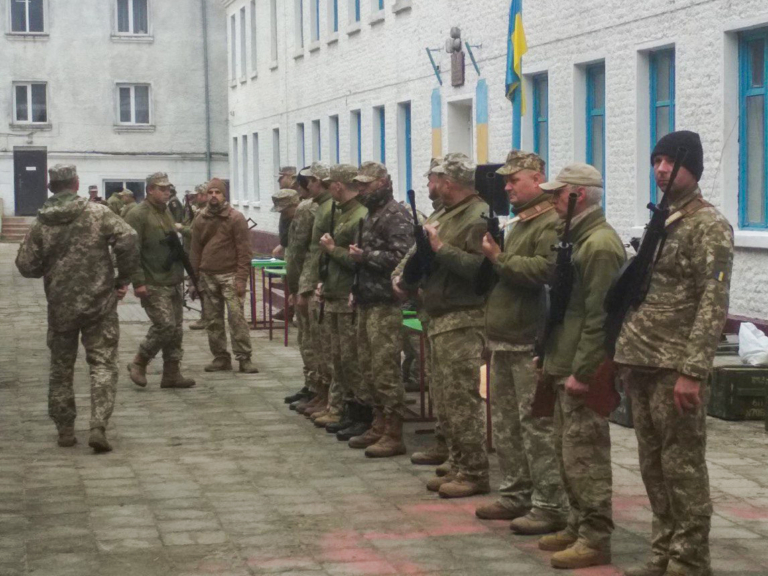 Нововолинці беруть участь у навчальних зборах підрозділів територіальної оборони Волині