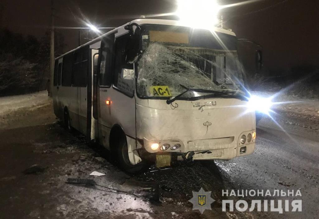 У Луцьку трапилася ДТП за участю пасажирського автобуса, є постраждалі