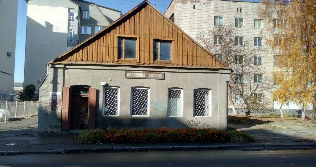 У Луцьку через аукціон визначать орендаря комунального приміщення на Стрілецькій