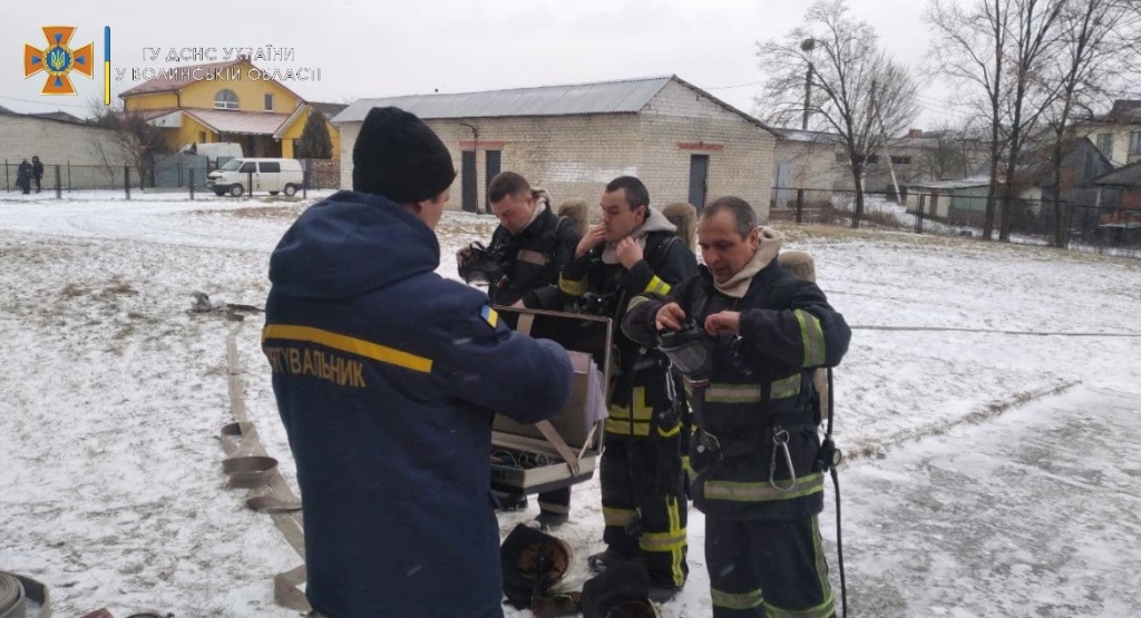 Пожежа у ліцеї: на Волині організували тактико-спеціальні навчання рятувальників