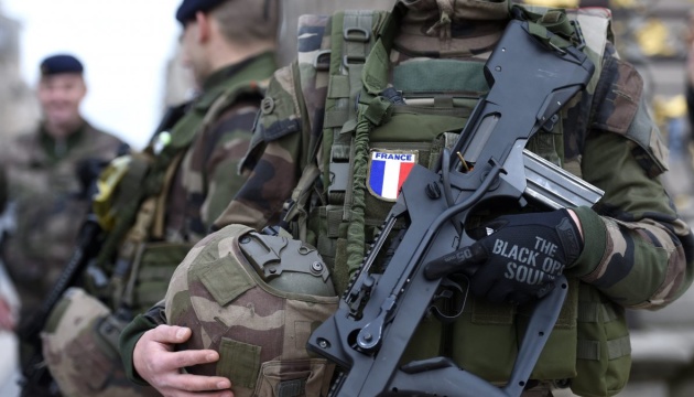 Франція готова направити військових до Румунії на тлі загрози РФ