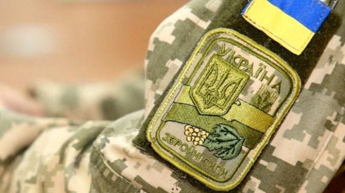 Інформація про десант в Одесі неправдива, армія відбиває напад з повітря