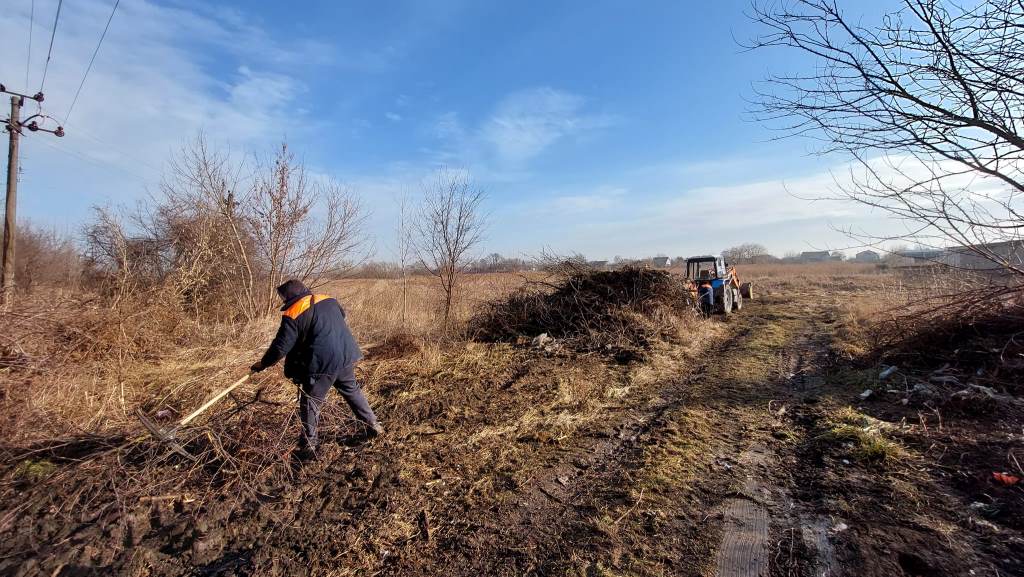 На території Володимир-Волинської громади ліквідовують стихійні сміттєзвалища