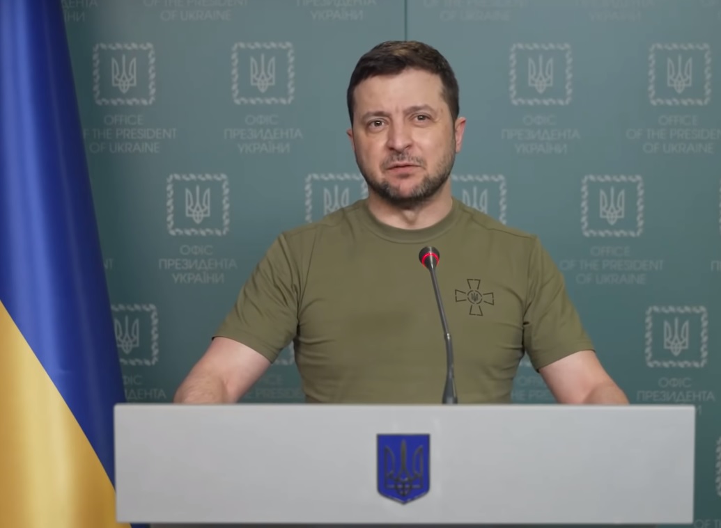 Зеленський пообіцяв швидку відповідь політикам, які працюють на розкол України