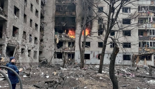 Російські загарбники бомбардують українські міста некерованими авіабомбами