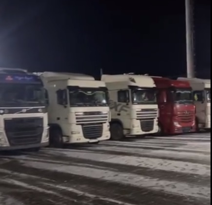 «Денацифікація» по-волинськи: білорусько-російські вантажівки вилучили для української армії