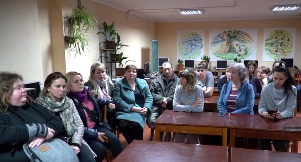 Представники литовського сейму спілкувалися з переселенцями у Володимирі