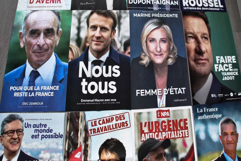 Вибори президента Франції: невдахи першого туру визначилися із підтримкою фаворитів