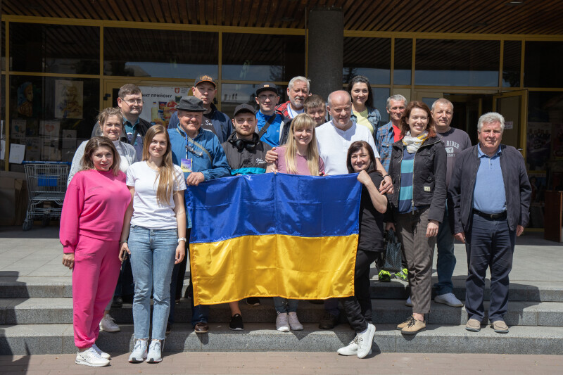 «Україна вистоїть, бо має непереможний дух братерства і патріотизму»: жителі деокупованих територій дякують лучанам за гуманітарну допомогу