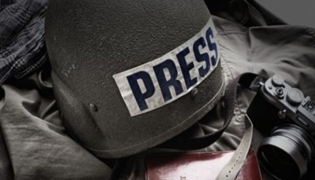 В Україні розслідують злочини рф проти 147 представників ЗМІ