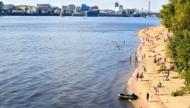 Українців закликають утриматися від відпочинку біля водойм через загрозу боєприпасів