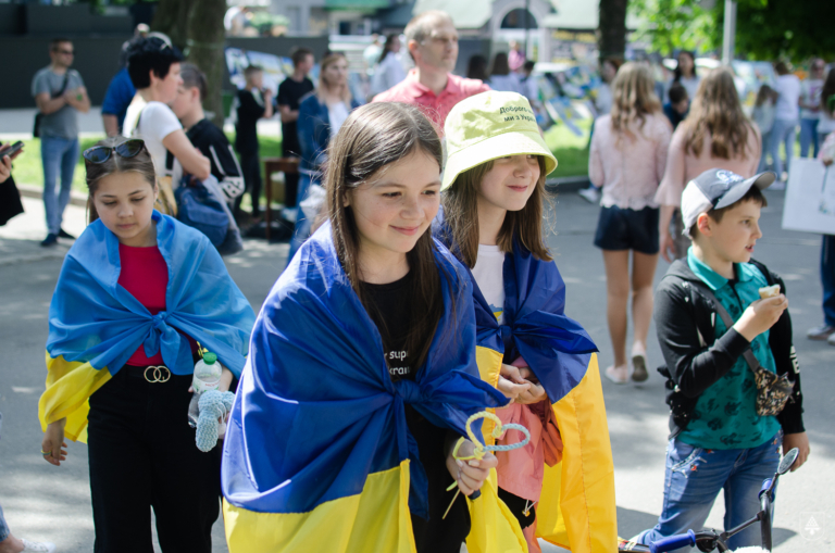 Як у Нововолинську відзначили День захисту дітей