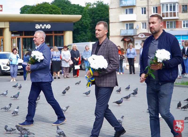 У Володимирі вшанували жертв війни в Україні
