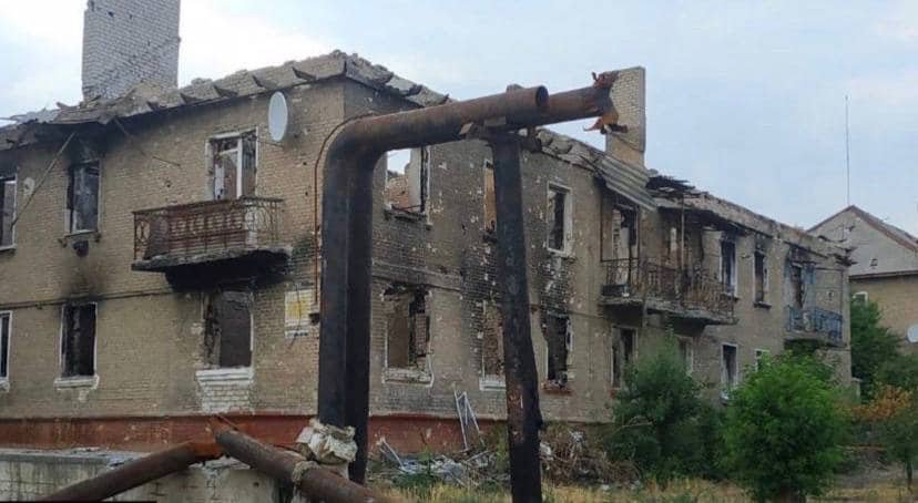 Загарбники спалюють населені пункти, аби закріпитися на Луганщині