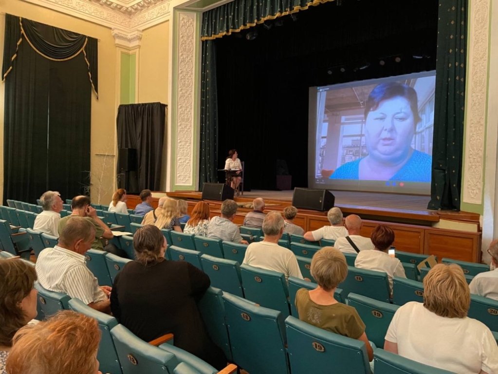 У Нововолинську триває робота з дерусифікації та декомунізації: організували громадські слухання