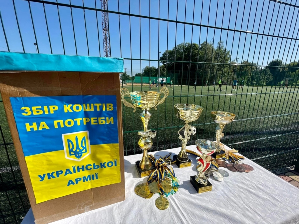 На Волині юні футболісти збирають кошти для українських військових