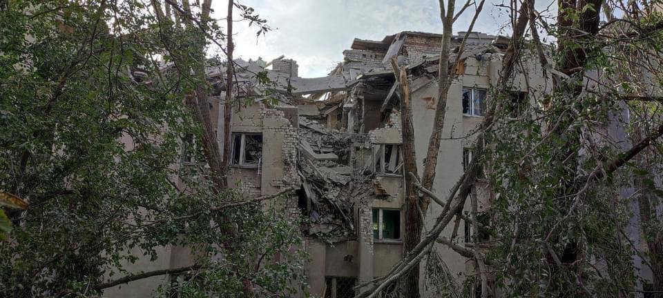 Унаслідок удару по військовій базі рф у Кадіївці знищили 200 десантників