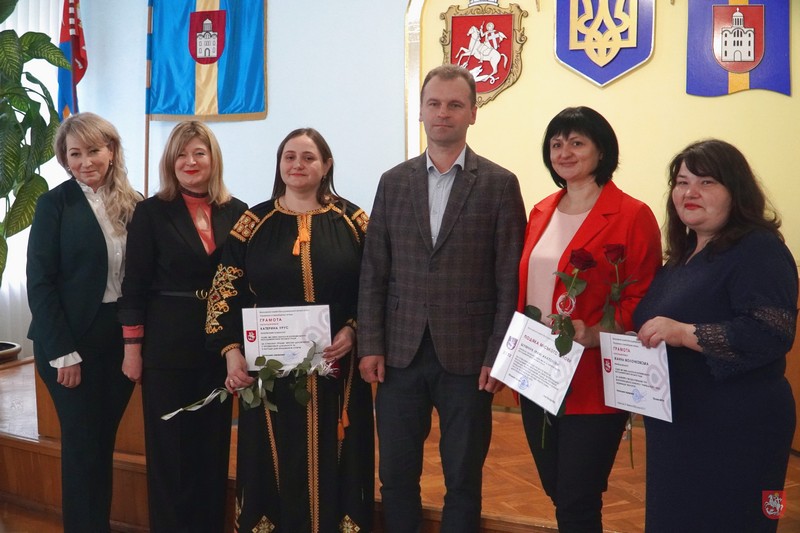У Володимирі привітали з професійними святами бібліотекарів та освітян