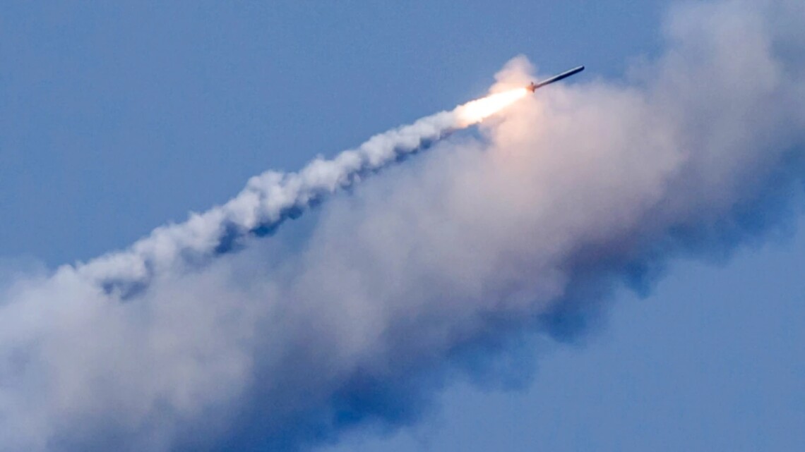 На Львівщині ворожі ракети влучили у військовий об’єкт