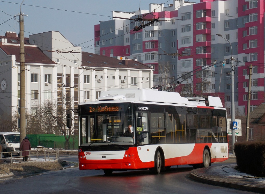 Через вимкнення електропостачання у Луцьку внесли зміни до низки тролейбусних маршрутів