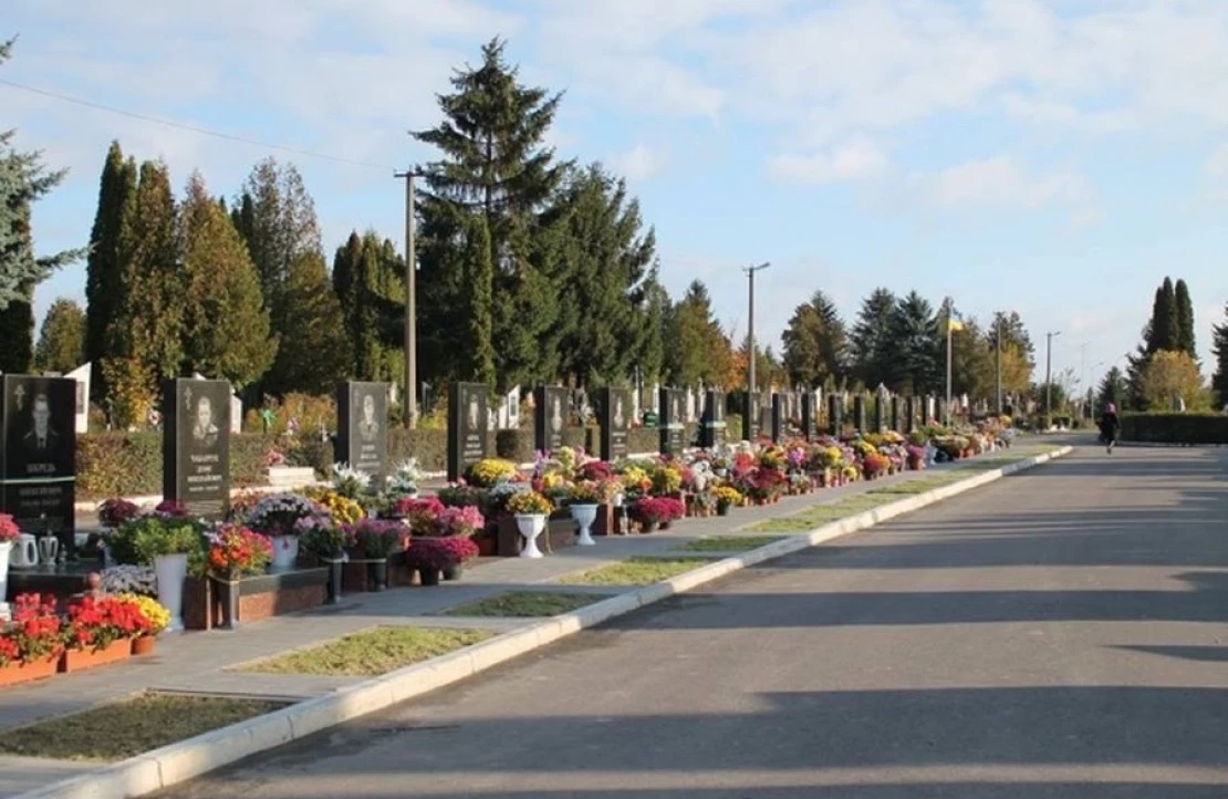 Міський цвинтар у Гаразджі планують розширити