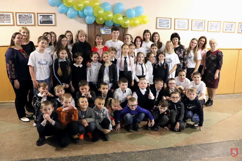 У Володимирському ліцеї № 5 відкрили клас миру