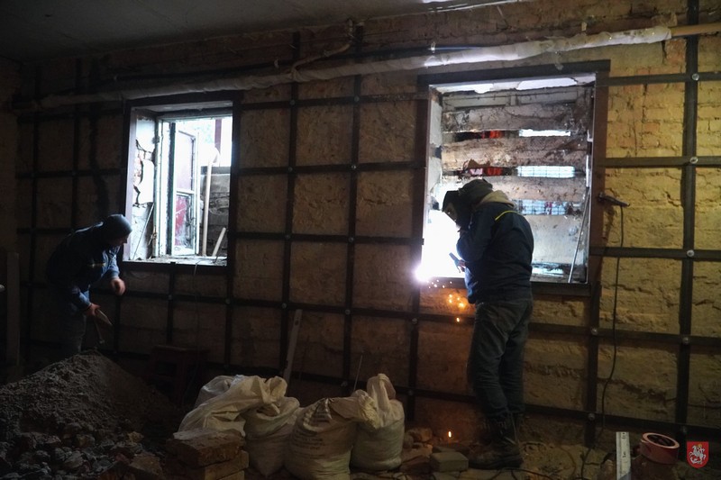 У Володимирі розпочали роботи з підсилення багатоквартирного будинку