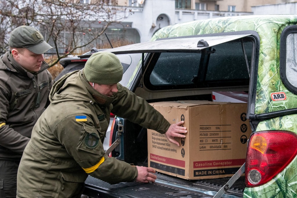 Волинським захисникам передали кілька гуманітарних вантажів