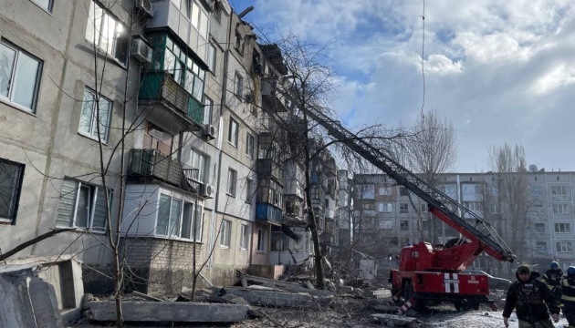 Удар по Покровську: кількість поранених зросла до 12, під завалами ще можуть бути люди