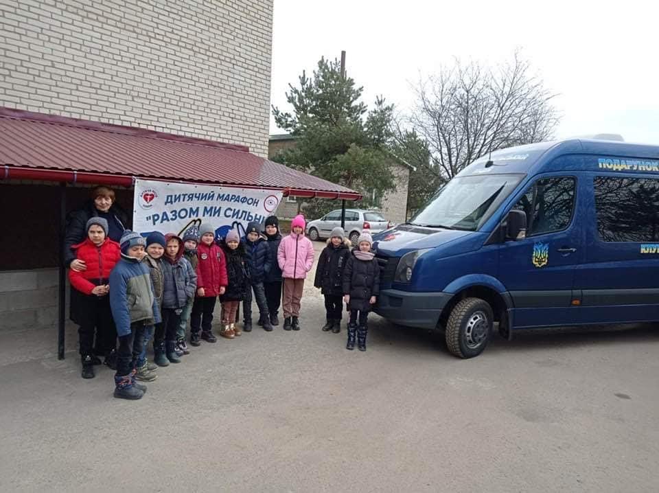 Ліцей у селі поблизу Луцька отримав шкільний мікроавтобус