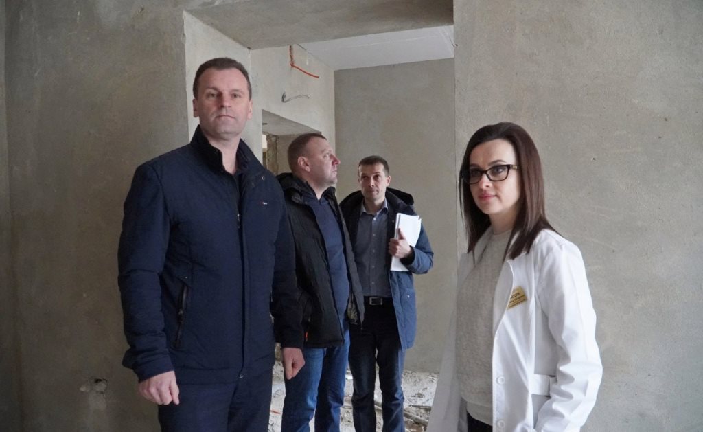 У Володимирі проінспектували будівництво приймального відділення ТМО
