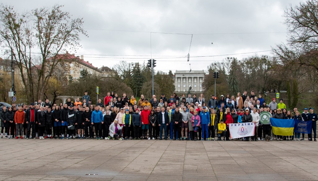 «Рух заради здоров’я»: у Луцьку організували благодійний легкоатлетичний забіг