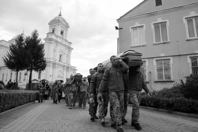 Лучани провели в останню дорогу загиблих Героїв Костянтина Кіріка та Михайла Федоровича