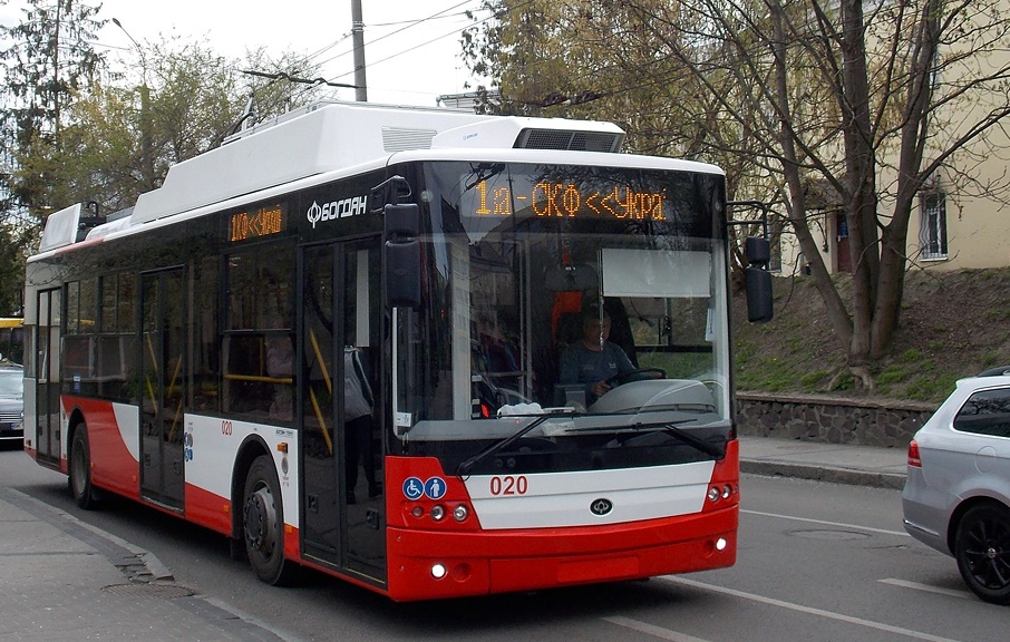 У Луцьку тимчасово змінять рух тролейбусів на маршрутах № 1 та 2