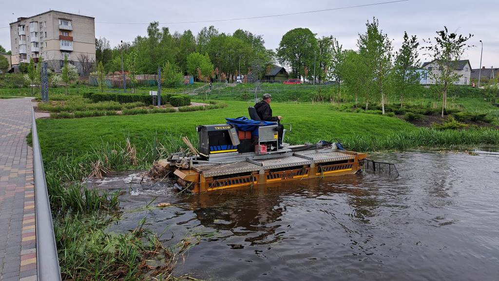У Володимирі розпочалися роботи з розчищення річки Риловиця від рослинності
