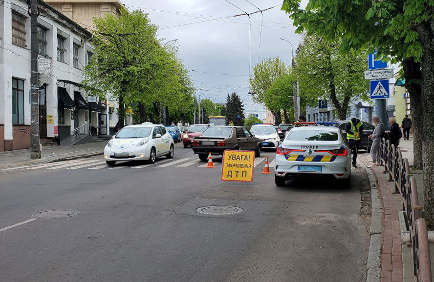 ДТП у Луцьку: постраждала пішохідка